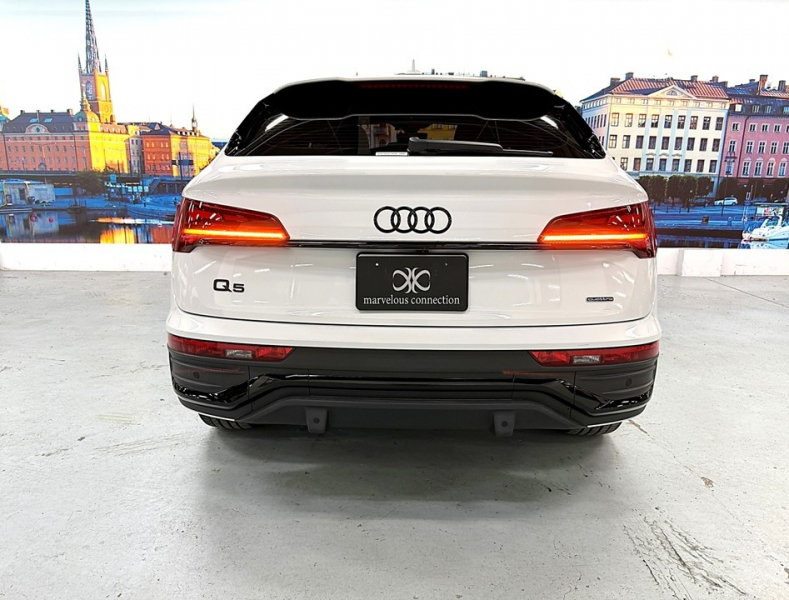 アウディ Q5 スポーツバック40TDIクワトロSライン 4WD　1オーナー/ブラックPKG/オプション19AW/ACC/レーンアシスト 中古車