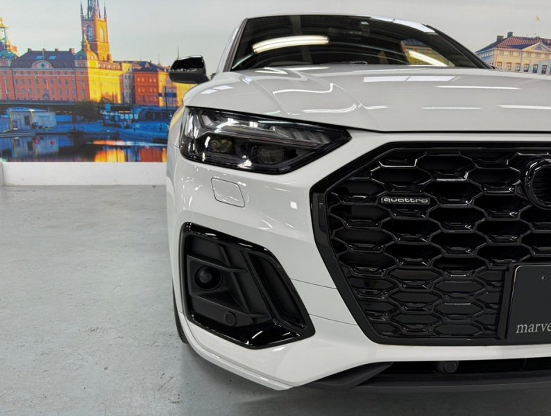 アウディ Q5 スポーツバック40TDIクワトロSライン 4WD　1オーナー/ブラックPKG/オプション19AW/ACC/レーンアシスト 中古車