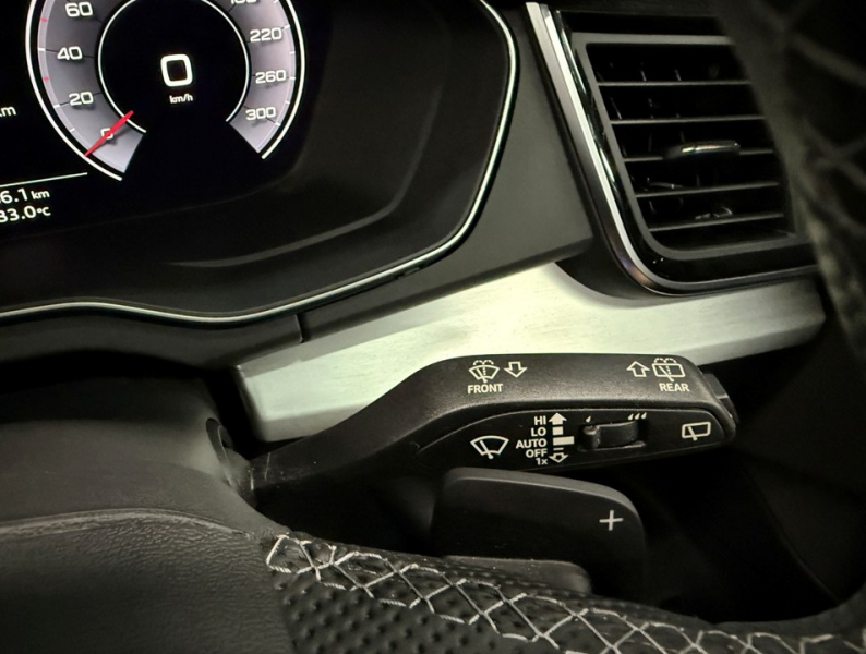 アウディ Q5 スポーツバック40TDIクワトロSライン 4WD　1オーナー/ブラックPKG/オプション19AW/ACC/レーンアシスト 中古車