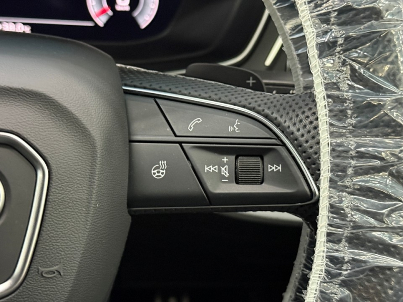 アウディ A5 スポーツバック ブラックスタイルプラス 限定車/ワンオーナー/マトリクスLED/ETC 純正AW/ワイヤレスチャージング 中古車