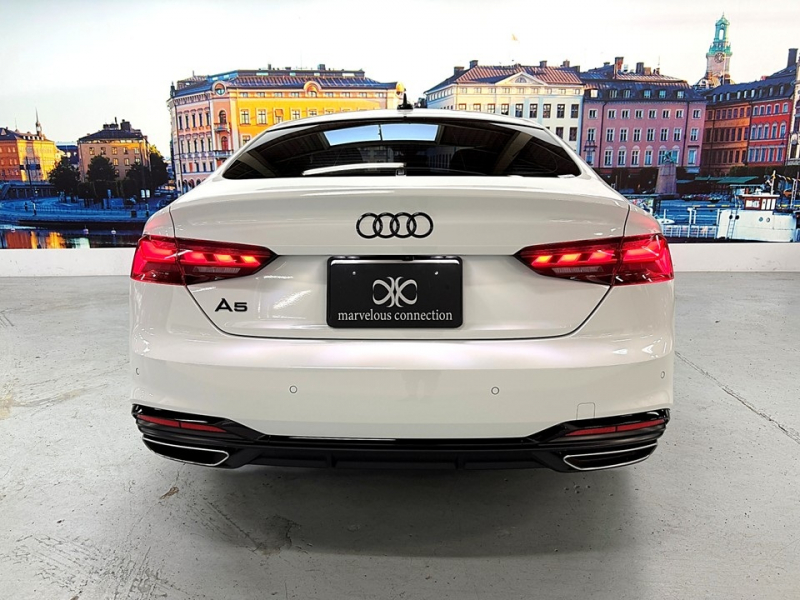 アウディ A5 スポーツバック ブラックスタイルプラス 限定車/ワンオーナー/マトリクスLED/ETC 純正AW/ワイヤレスチャージング 中古車