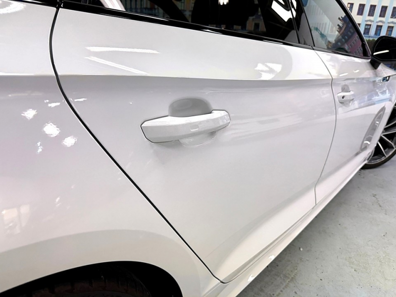 アウディ A5 スポーツバック ブラックスタイルプラス 限定車/ワンオーナー/マトリクスLED/ETC 純正AW/ワイヤレスチャージング 中古車