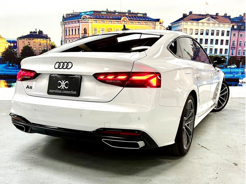 アウディ A5 スポーツバック ブラックスタイルプラス 限定車/ワンオーナー/マトリクスLED/ETC 純正AW/ワイヤレスチャージング 中古車
