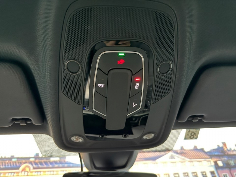 アウディ A5 スポーツバック ブラックスタイルプラス 限定車/ワンオーナー/マトリクスLED/ETC 純正AW/ワイヤレスチャージング 中古車