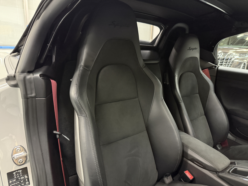 ポルシェ 718スパイダー PDK 中古車