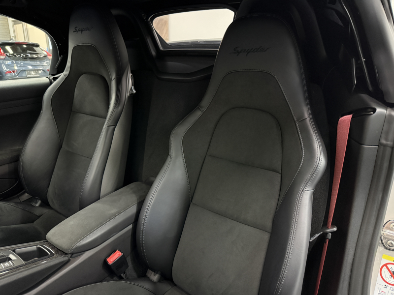 ポルシェ 718スパイダー PDK 中古車