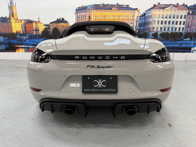 ポルシェ 718スパイダー PDK 中古車