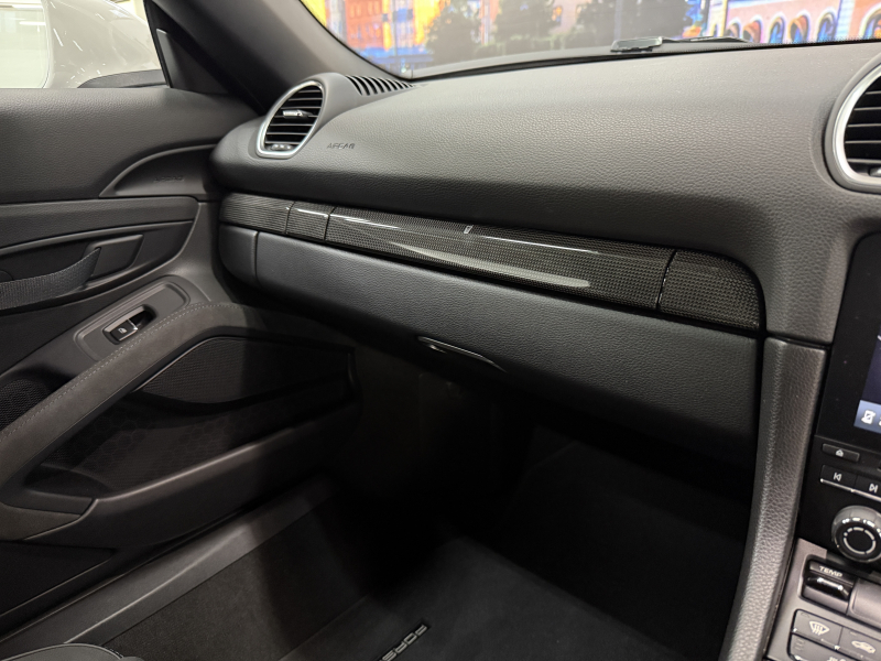 ポルシェ 718スパイダー PDK 中古車