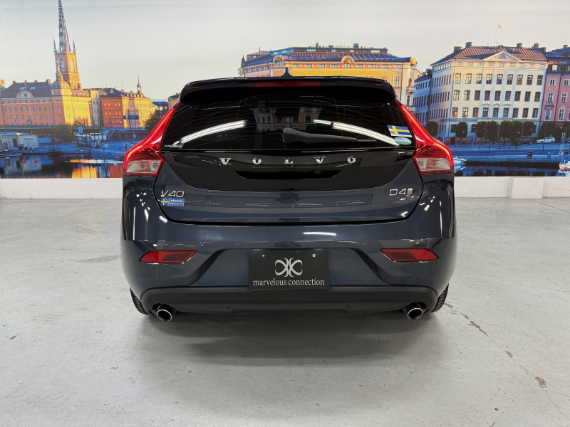 ボルボ V40 D4インスクリプション ディーゼルターボ 中古車