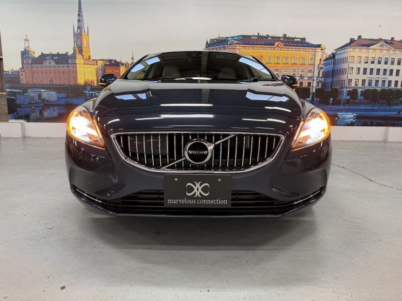 ボルボ V40 D4インスクリプション ディーゼルターボ 中古車