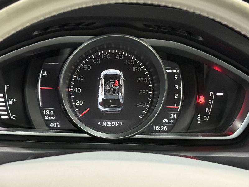 ボルボ V40 D4インスクリプション ディーゼルターボ 中古車