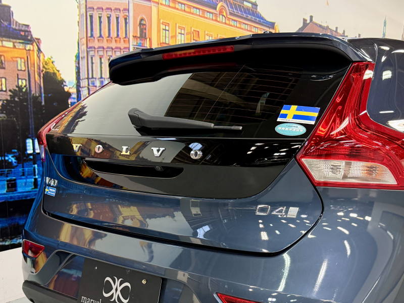 ボルボ V40 D4インスクリプション ディーゼルターボ 中古車