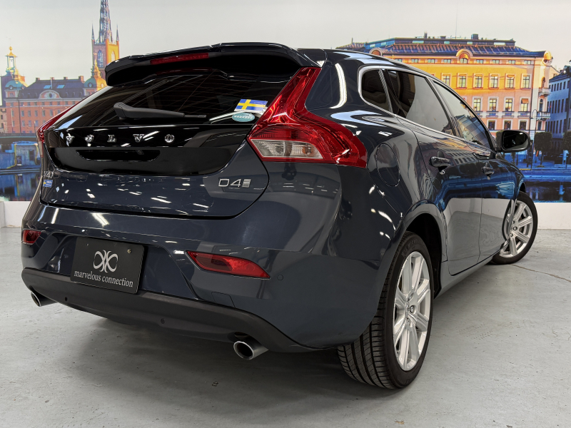 ボルボ V40 D4インスクリプション ディーゼルターボ 中古車