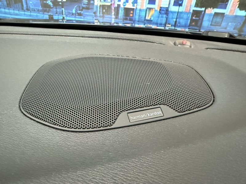 ボルボ V40 D4インスクリプション ディーゼルターボ 中古車