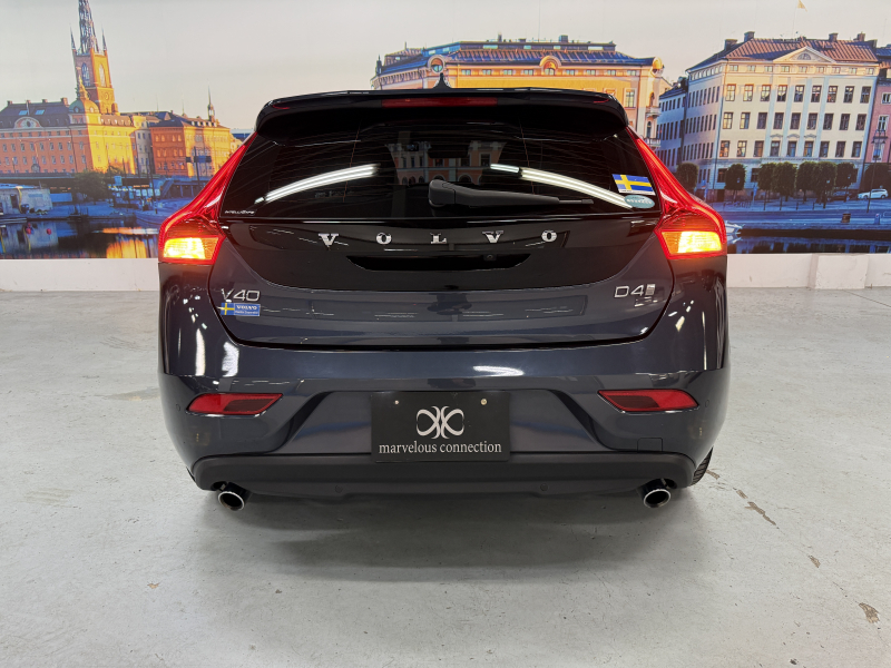 ボルボ V40 D4インスクリプション ディーゼルターボ 中古車