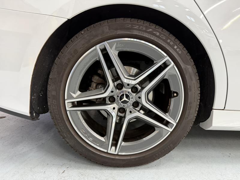 メルセデスベンツ Aクラス A180スタイル セダン  中古車