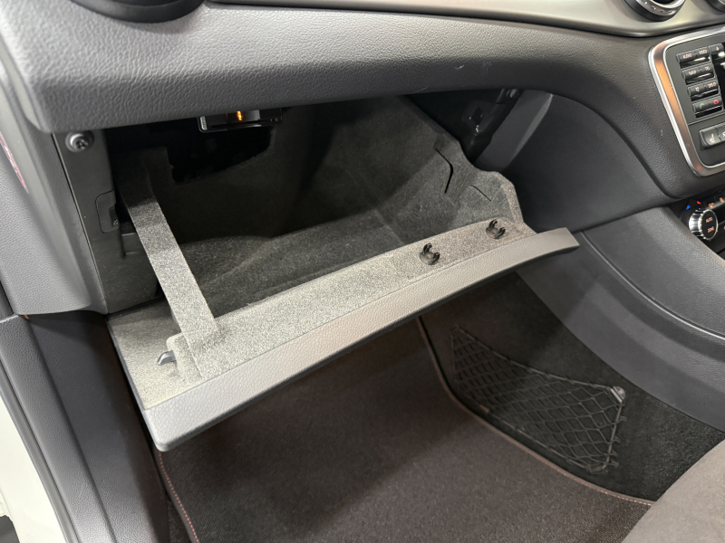 メルセデスベンツ GLA GLA250 4ﾏﾁｯｸ　4WD AMGライン/4WD/禁煙/レーダーセーフティ/シートヒーター/ドラレコ/ナビ/Bカメラ/パワーシート 中古車