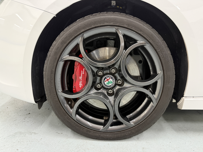 アルファロメオ ジュリエッタ ｳﾞｪﾛｰﾁｪ 中古車