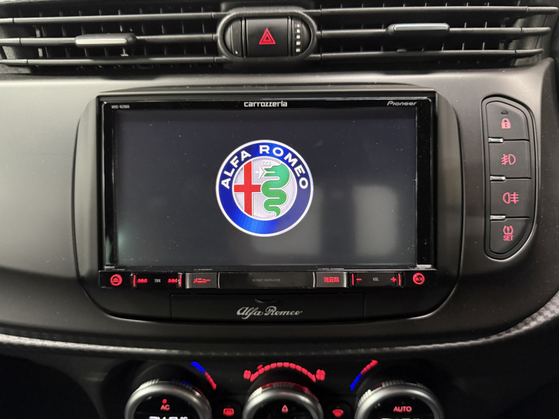 アルファロメオ ジュリエッタ ｳﾞｪﾛｰﾁｪ 中古車