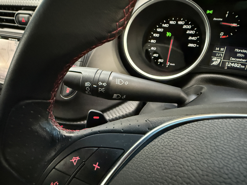 アルファロメオ ジュリエッタ ｳﾞｪﾛｰﾁｪ 中古車