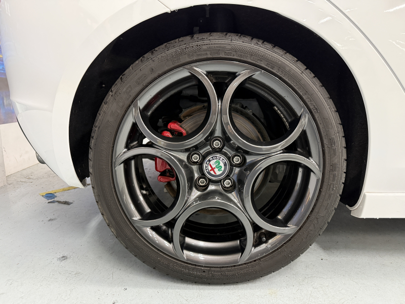 アルファロメオ ジュリエッタ ｳﾞｪﾛｰﾁｪ 中古車