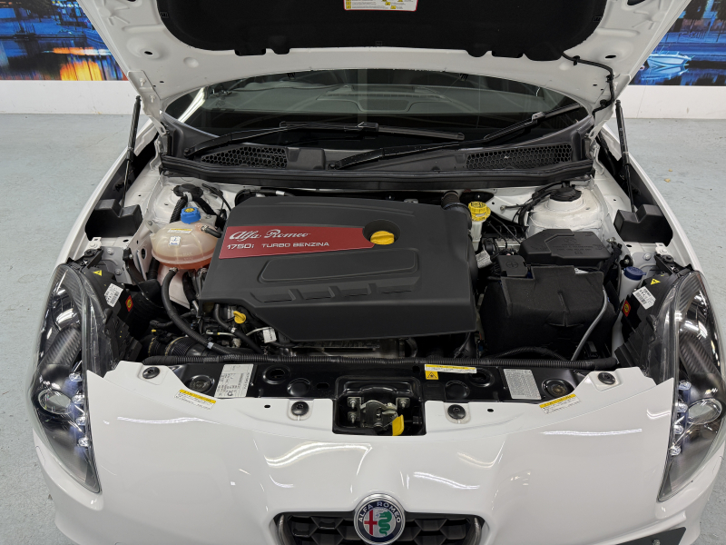 アルファロメオ ジュリエッタ ｳﾞｪﾛｰﾁｪ 中古車