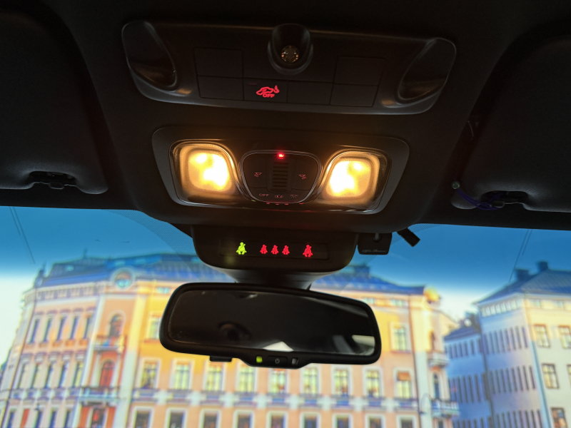 アルファロメオ ジュリエッタ ｳﾞｪﾛｰﾁｪ 中古車