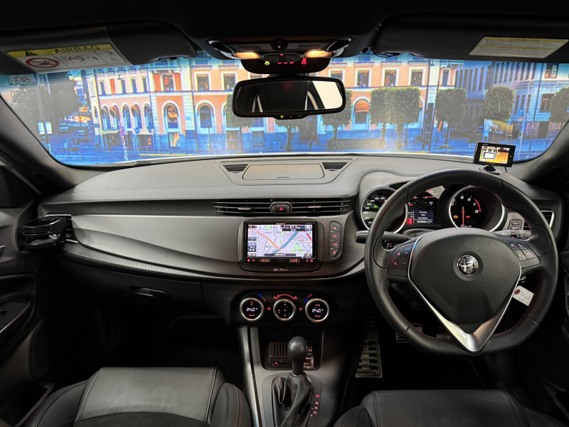 アルファロメオ ジュリエッタ ｳﾞｪﾛｰﾁｪ 中古車