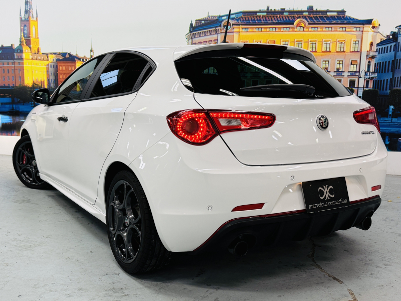 アルファロメオ ジュリエッタ ｳﾞｪﾛｰﾁｪ 中古車