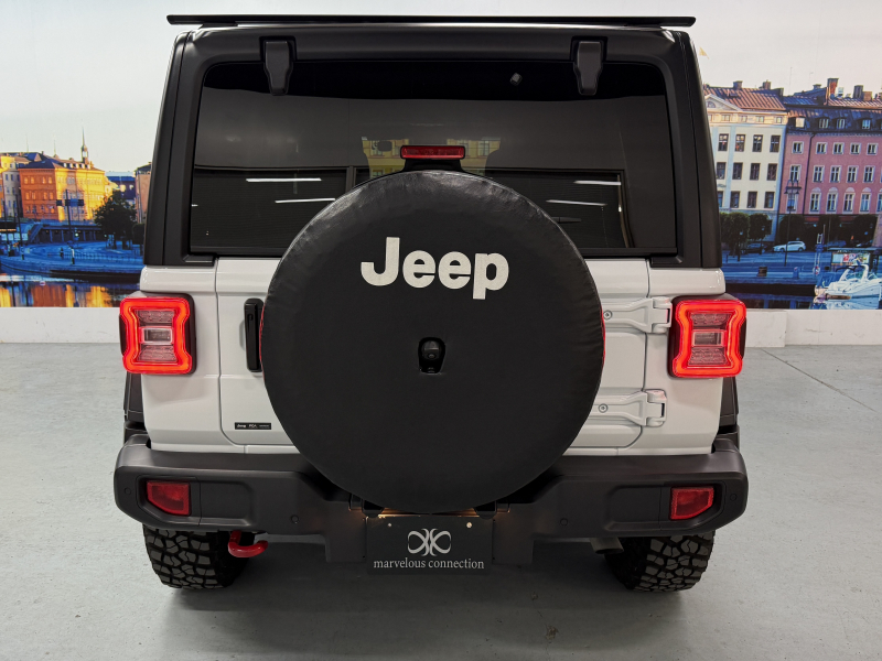 ジープ ラングラー アンリミテッド ルビコン 4WD 中古車