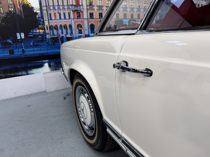 メルセデスベンツ SLクラス 280SL 中古車