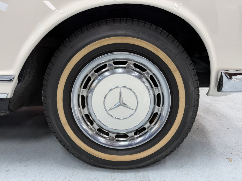 メルセデスベンツ SLクラス 280SL 中古車