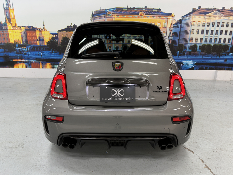 アバルト 595 コンペティツィオーネ 中古車