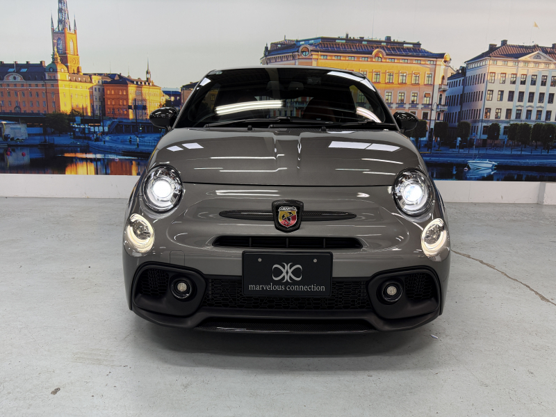 アバルト 595 コンペティツィオーネ 中古車