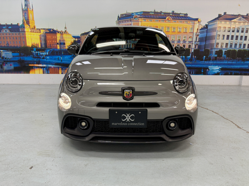 アバルト 595 コンペティツィオーネ 中古車