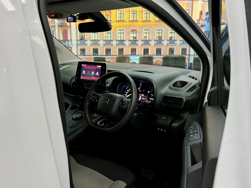 シトロエン ベルランゴ シャインブルーHDi XTRパック 中古車