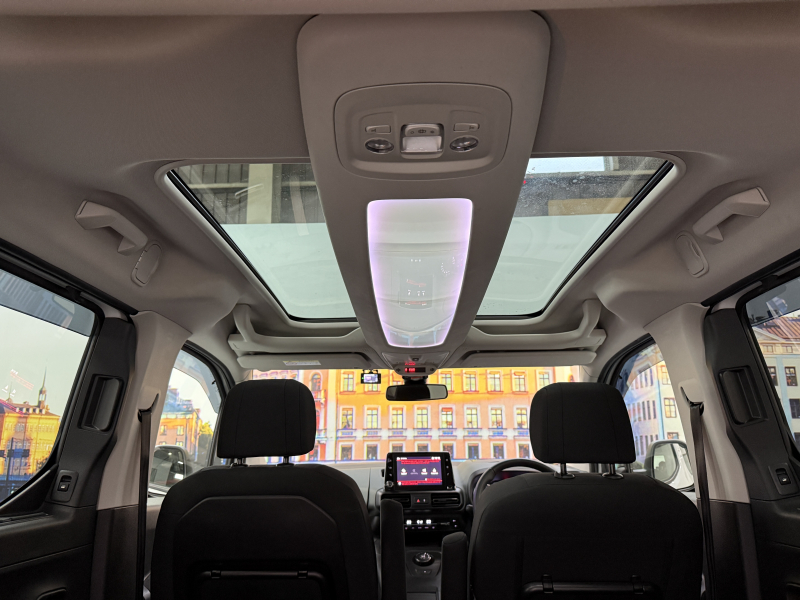 シトロエン ベルランゴ シャインブルーHDi XTRパック 中古車