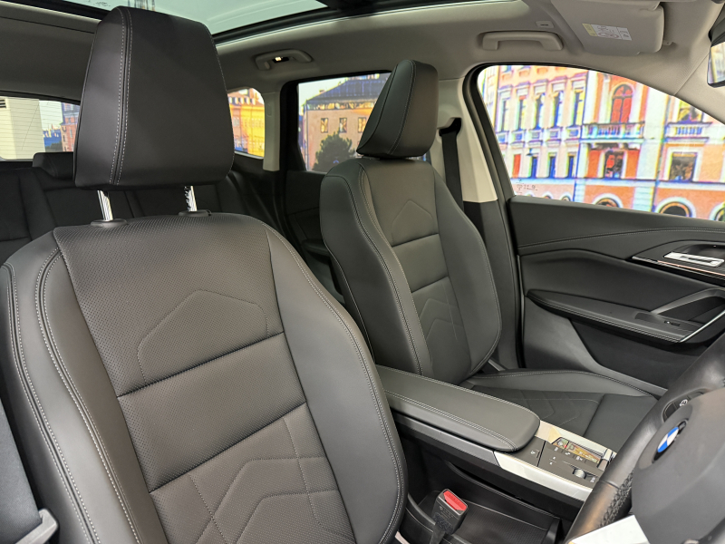 BMW X1 xドライブ20d xラインDCT 4WD　サンルーフ/黒レザー/ACC/ヘッドアップディスプレイ/ シートヒーター/電動シート/ 18インチAW/電動テールゲート /全周囲カメラ/ETC 中古車