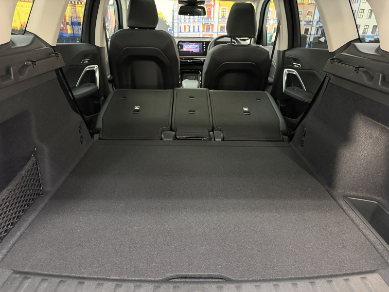 BMW X1 xドライブ20d xラインDCT 4WD　サンルーフ/黒レザー/ACC/ヘッドアップディスプレイ/ シートヒーター/電動シート/ 18インチAW/電動テールゲート /全周囲カメラ/ETC 中古車