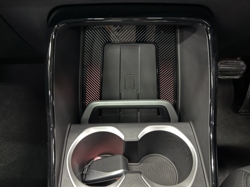 BMW X1 xドライブ20d xラインDCT 4WD　サンルーフ/黒レザー/ACC/ヘッドアップディスプレイ/ シートヒーター/電動シート/ 18インチAW/電動テールゲート /全周囲カメラ/ETC 中古車