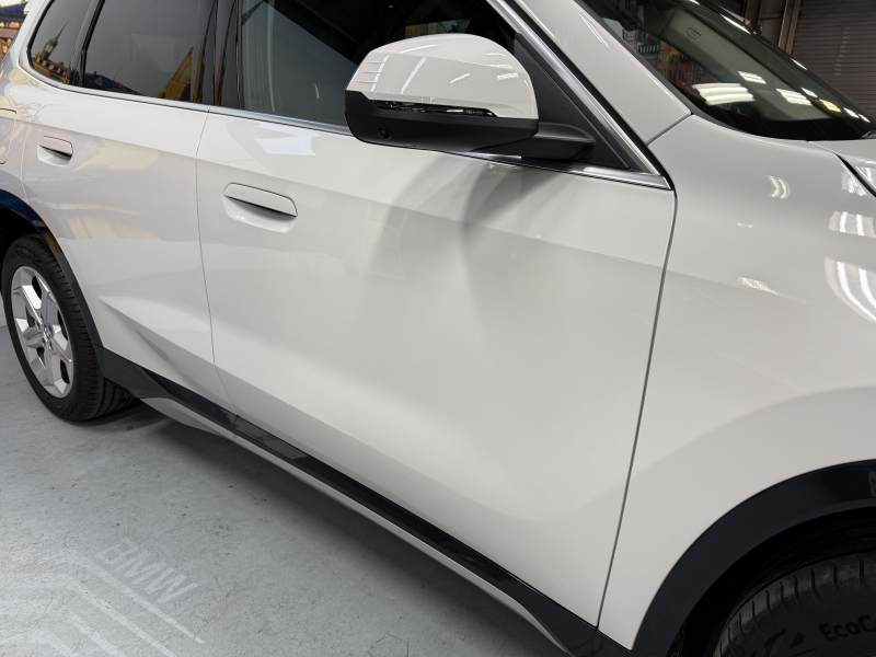 BMW X1 xドライブ20d xラインDCT 4WD　サンルーフ/黒レザー/ACC/ヘッドアップディスプレイ/ シートヒーター/電動シート/ 18インチAW/電動テールゲート /全周囲カメラ/ETC 中古車