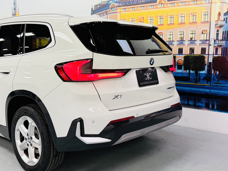 BMW X1 xドライブ20d xラインDCT 4WD　サンルーフ/黒レザー/ACC/ヘッドアップディスプレイ/ シートヒーター/電動シート/ 18インチAW/電動テールゲート /全周囲カメラ/ETC 中古車