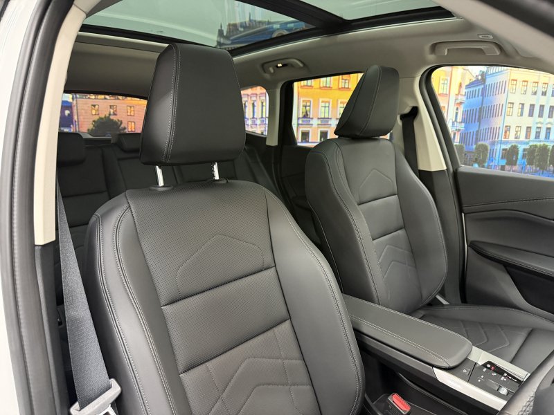 BMW X1 xドライブ20d xラインDCT 4WD　サンルーフ/黒レザー/ACC/ヘッドアップディスプレイ/ シートヒーター/電動シート/ 18インチAW/電動テールゲート /全周囲カメラ/ETC 中古車