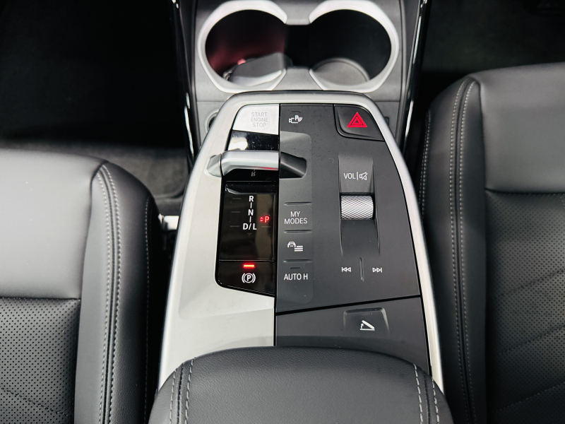 BMW X1 xドライブ20d xラインDCT 4WD　サンルーフ/黒レザー/ACC/ヘッドアップディスプレイ/ シートヒーター/電動シート/ 18インチAW/電動テールゲート /全周囲カメラ/ETC 中古車