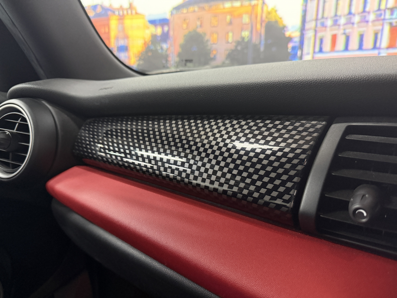 MINI(ミニ) ミニ クーパーS 5ドア　JCWパッケージ/純正ナビ/バックカメラ/パドルシフト/オートライト/オートエアコン/HUD/フォグライト/純正17インチAW/本革ステアリング 中古車