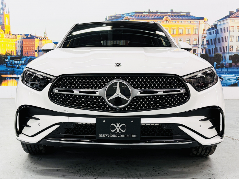 メルセデスベンツ GLCクーペ GLCクーペ220d 4MATIC(ISG)AMG-L MP202401　サンルーフ/レザーエクスクルーシブパッケージ/ブルメスター/AMGラインパッケージ/AppleCarPlay/ヘッドアップディスプレイ/アダプティブクルーズコントロール/ブラインドスポットモニタ/シートヒーター/パワーシート 中古車