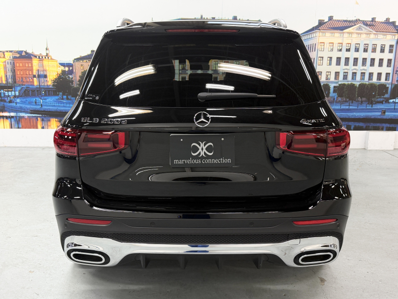 メルセデスベンツ GLB 200d 4MATIC AMGラインPKG 4WD 中古車