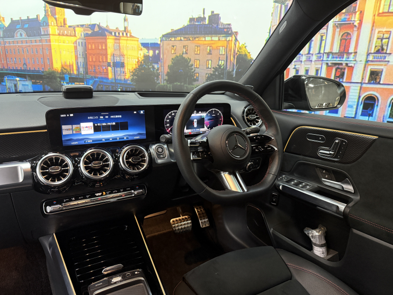 メルセデスベンツ GLB 200d 4MATIC AMGラインPKG 4WD 中古車