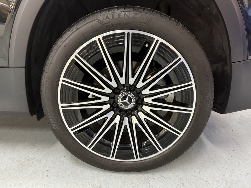 メルセデスベンツ GLB 200d 4MATIC AMGラインPKG 4WD 中古車