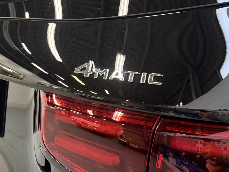 メルセデスベンツ GLB 200d 4MATIC AMGラインPKG 4WD 中古車